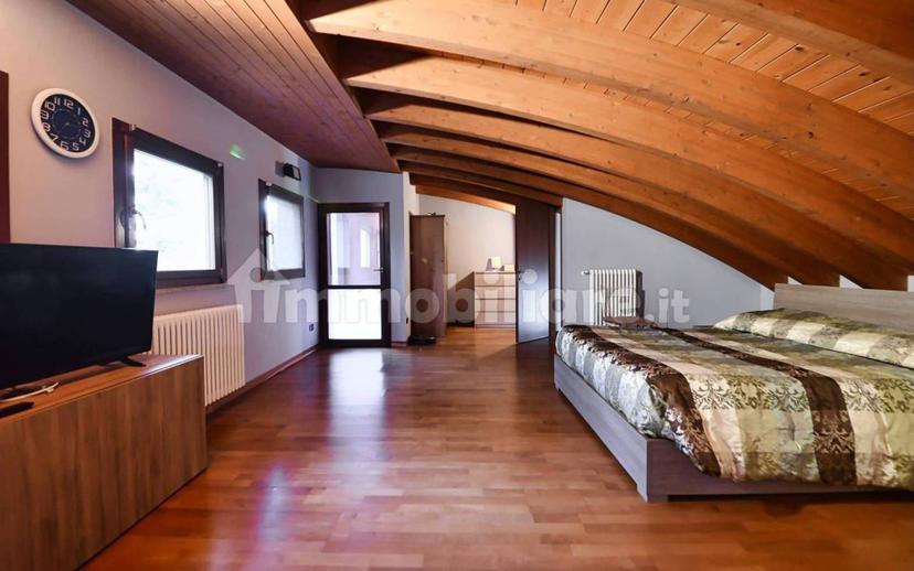 Villa a schiera via Tettamanti, Gaggino, Faloppio — foto 4 di 24