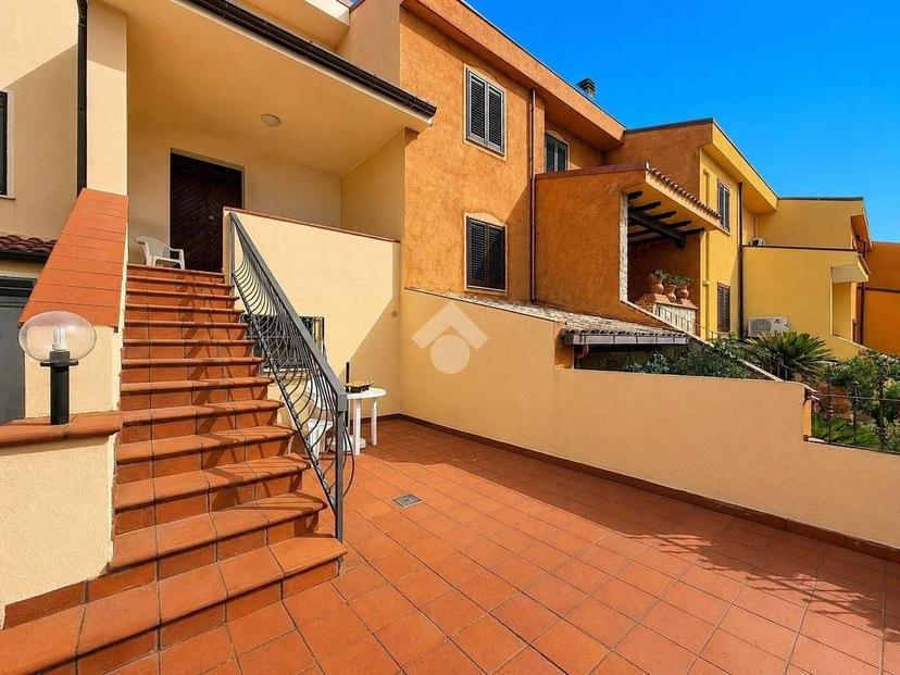 Appartamento via Monte Columba 20, Centro, Sorso — foto 14 di 48