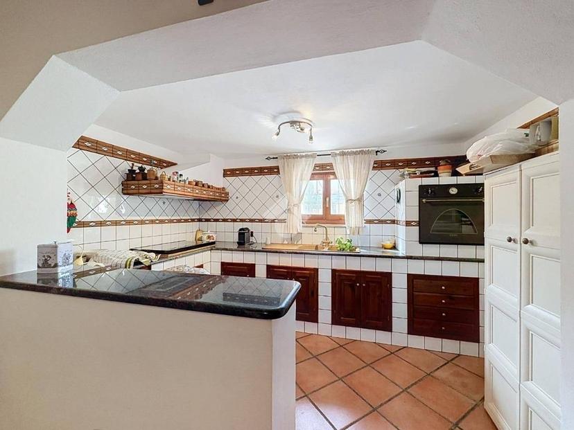 Appartamento via Monte Columba 20, Centro, Sorso — foto 38 di 48