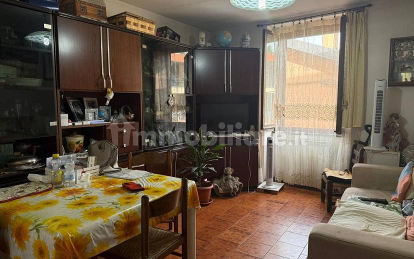 Bilocale via Camillo Benso di Cavour, Oltrona di San Mamette — foto 5 di 11