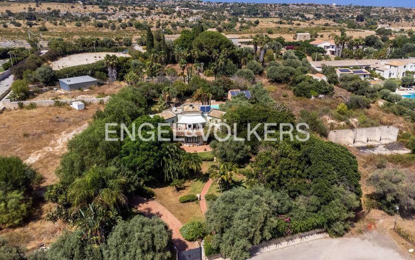 Villa unifamiliare via Tremmilia 145, Belvedere - Tremmilia, Siracusa — foto 27 di 60