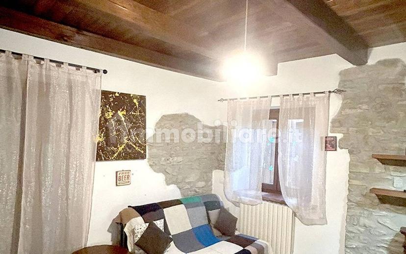 Appartamento via Biagino, Centro, Chitignano — foto 9 di 14