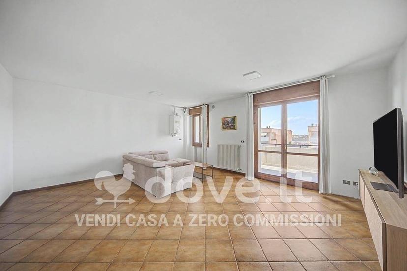 Trilocale viale Sandro Pertini 24, Centro, Maserà di Padova — foto 46 di 48