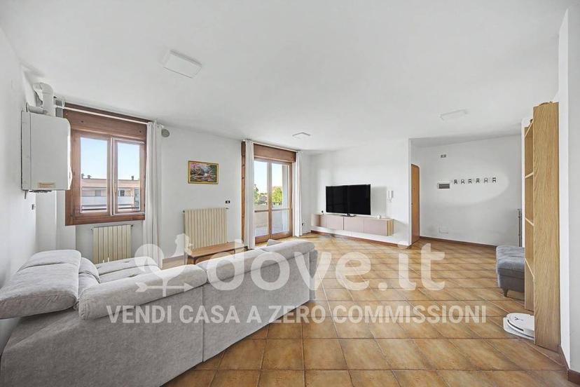 Trilocale viale Sandro Pertini 24, Centro, Maserà di Padova — foto 7 di 48
