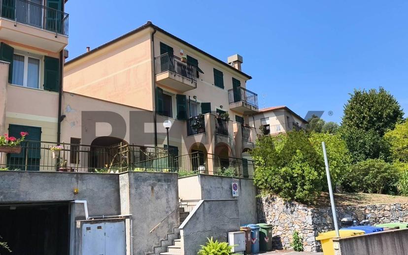 Trilocale buono stato, secondo piano, Borghetto Santo Spirito — foto 3 di 71