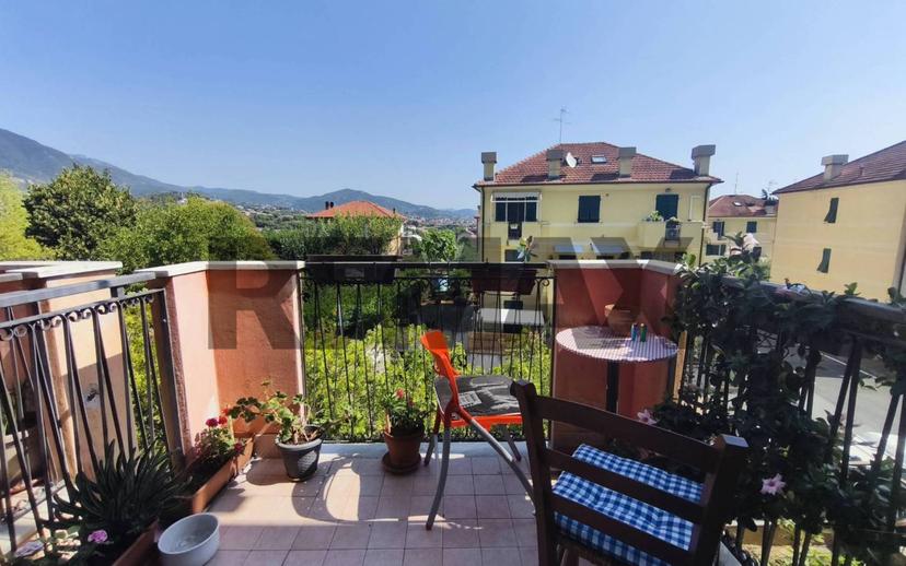 Trilocale buono stato, secondo piano, Borghetto Santo Spirito — foto 14 di 71