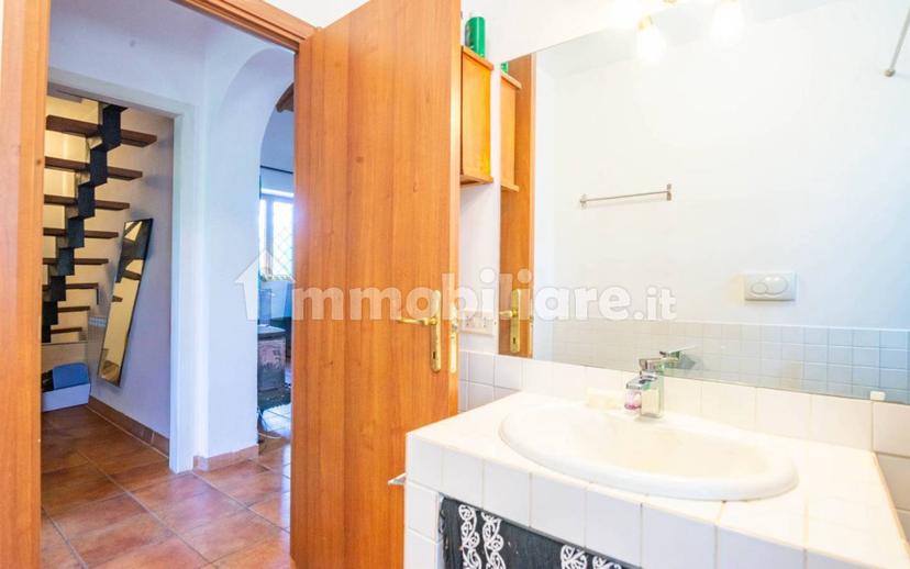 Villa unifamiliare via dei Piani, Nepi — foto 2 di 42