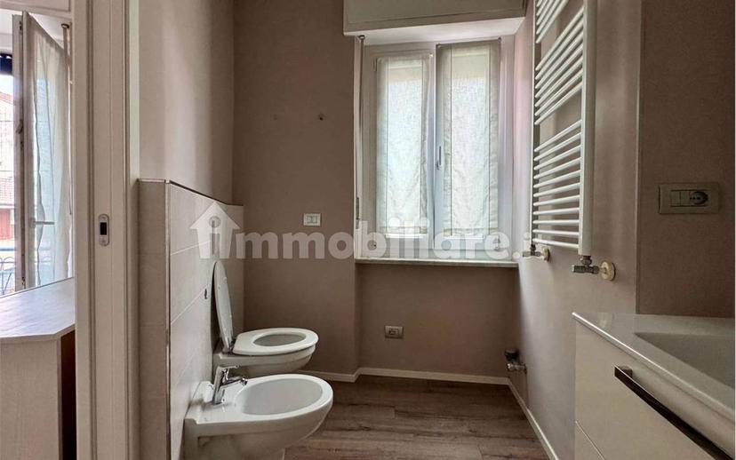 Bilocale ottimo stato, primo piano, Centro, Borgo San Dalmazzo — foto 3 di 17