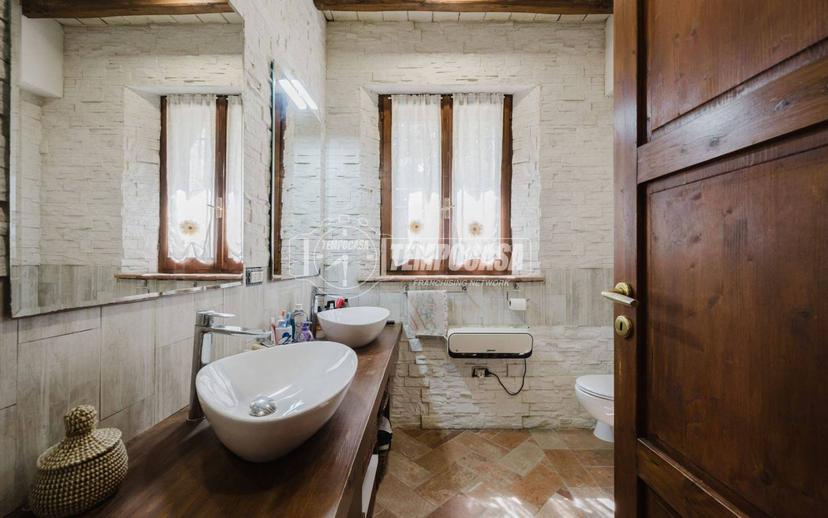 Terratetto unifamiliare 322 m², nuova, Salvaterra, Casalgrande — foto 10 di 29
