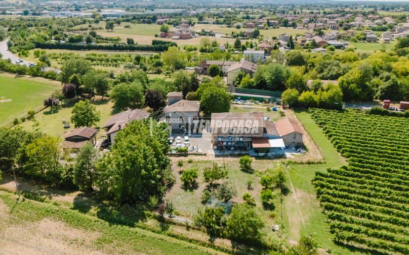 Terratetto unifamiliare 322 m², nuova, Salvaterra, Casalgrande — foto 24 di 29