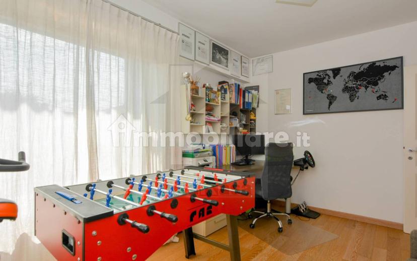 Quadrilocale via Alessandro Manzoni 127, Uboldo — foto 16 di 29