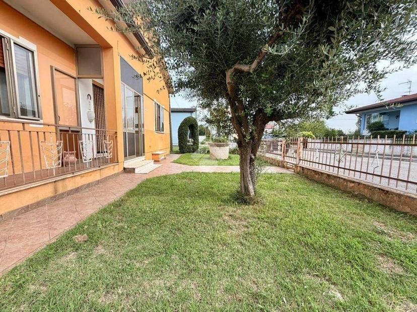 Villa unifamiliare via IV Novembre 125, Santa Maria D'adige, Vescovana — foto 17 di 19