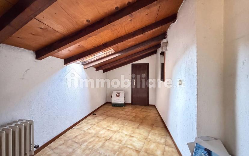 Trilocale vicolo Canale 6, Centro, Darfo Boario Terme — foto 3 di 35
