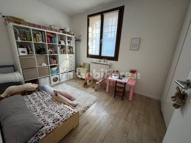 Trilocale via Lelio Orsi, Borzano, Albinea — foto 4 di 17