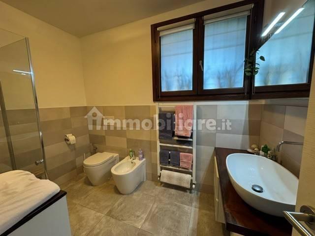 Trilocale via Lelio Orsi, Borzano, Albinea — foto 13 di 17