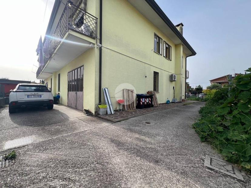 Appartamento via 3 novembre 2, Villatora, Saonara — foto 2 di 21