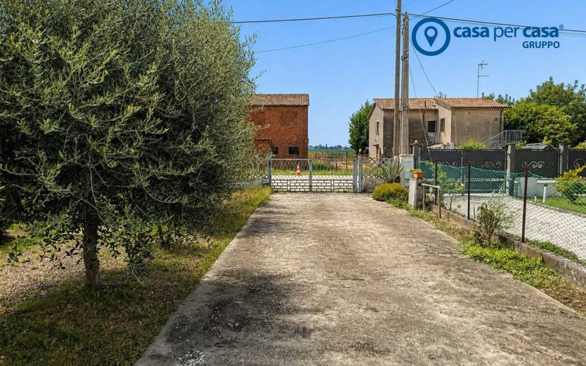 Villa bifamiliare via XXV Aprile, Borsea, Santa Rita, Rovigo — foto 15 di 37