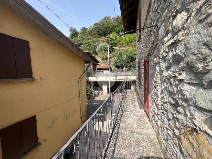 Terratetto unifamiliare Casa Indipendente via Villanova 179, Centro, Adrara San Martino — foto 9 di 17