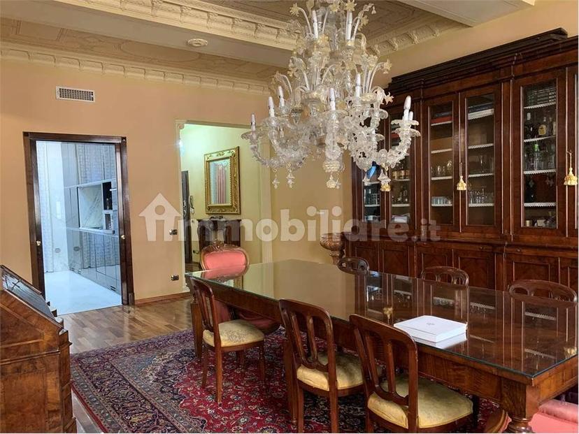Trilocale via Guido da Castello, 1, Centro Storico, Reggio Emilia — foto 11 di 29