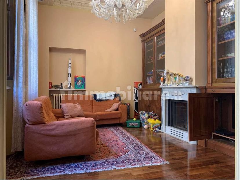 Trilocale via Guido da Castello, 1, Centro Storico, Reggio Emilia — foto 29 di 29
