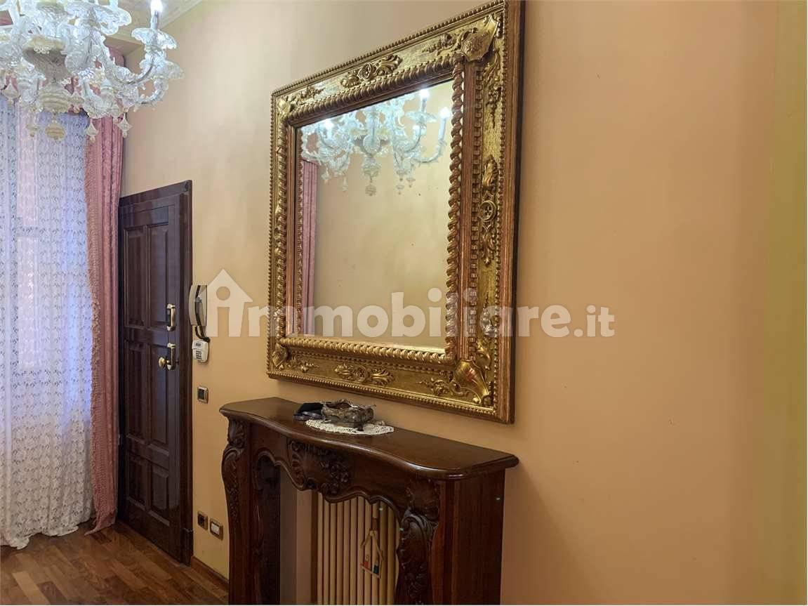 Trilocale via Guido da Castello, 1, Centro Storico, Reggio Emilia