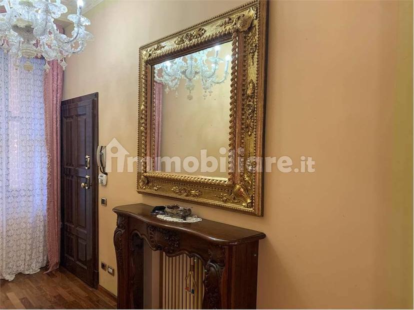 Trilocale via Guido da Castello, 1, Centro Storico, Reggio Emilia