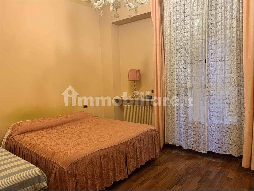 Trilocale via Guido da Castello, 1, Centro Storico, Reggio Emilia — foto 12 di 29