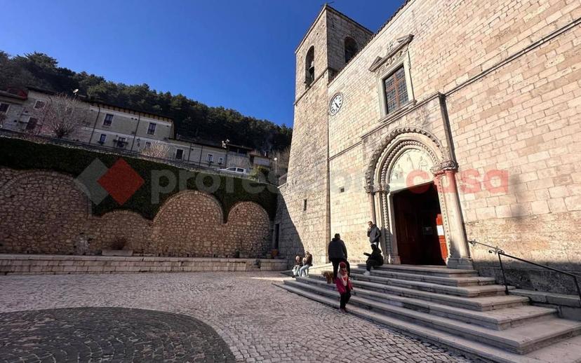 Trilocale via della Chiesa, Pescasseroli — foto 5 di 23