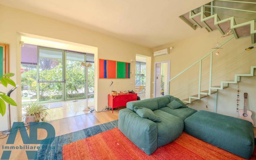 Villa bifamiliare via Giosuè Carducci, Lido di Camaiore, Camaiore — foto 24 di 34