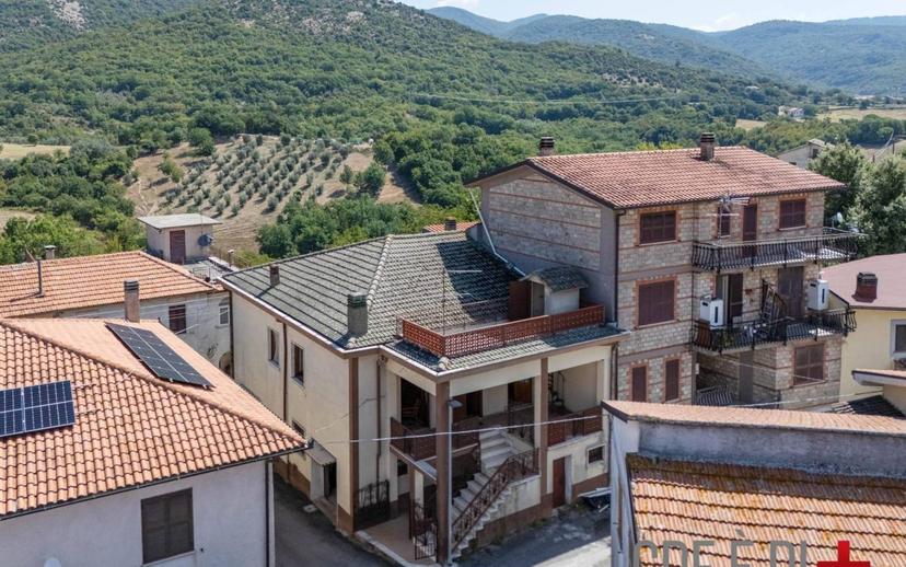 Villa bifamiliare Località Colle di Configni, Configni — foto 21 di 55