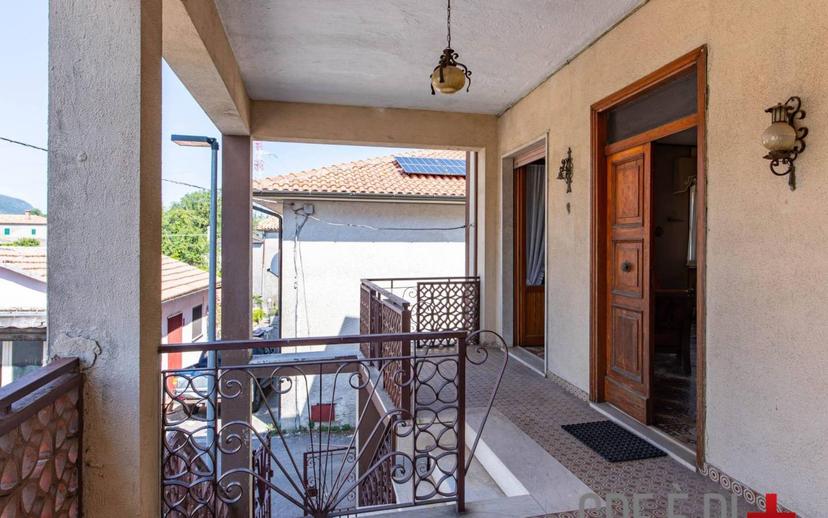 Villa bifamiliare Località Colle di Configni, Configni — foto 34 di 55