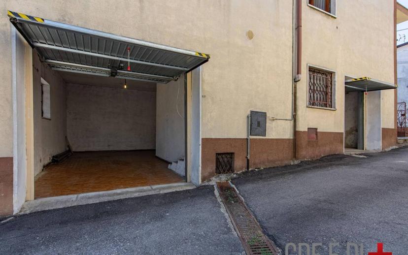 Villa bifamiliare Località Colle di Configni, Configni — foto 12 di 55