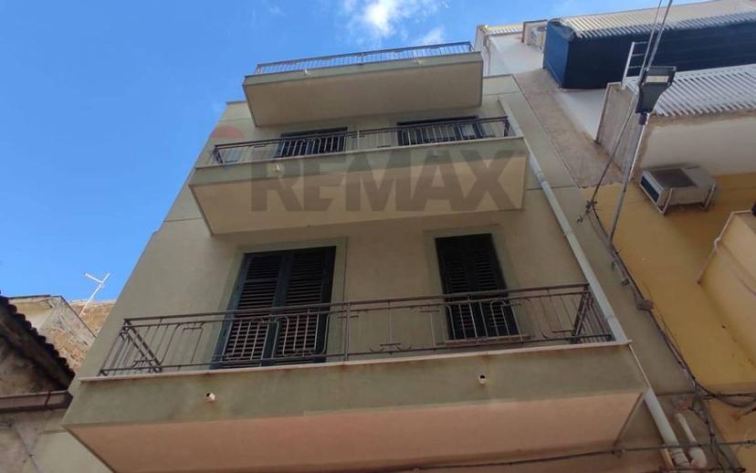 Terratetto unifamiliare 130 m², da ristrutturare, Centro, Bagheria — foto 5 di 31