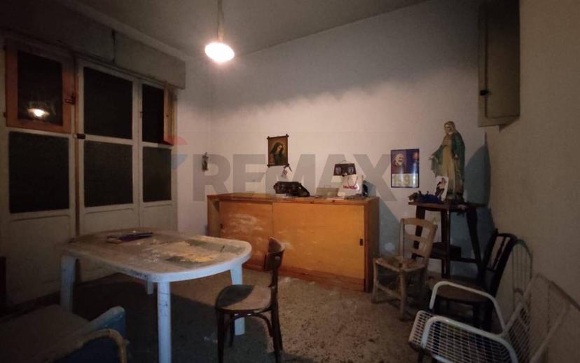 Terratetto unifamiliare 130 m², da ristrutturare, Centro, Bagheria — foto 3 di 31