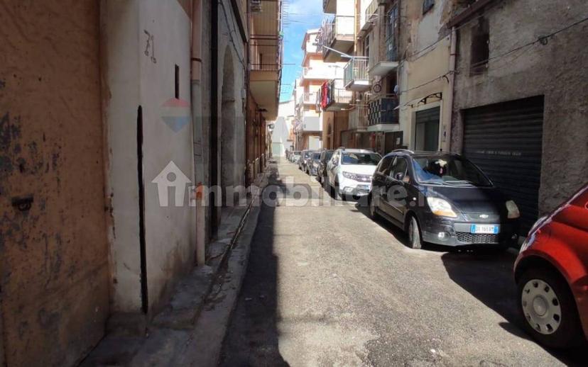 Terratetto unifamiliare 130 m², da ristrutturare, Centro, Bagheria — foto 4 di 31