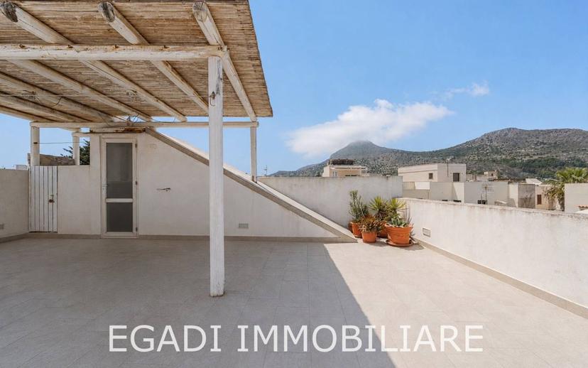 Quadrilocale via Archimede, Centro, Favignana — foto 4 di 32