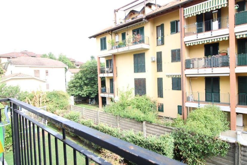 Trilocale via Padre Dino Beretta 13, Villasanta — foto 18 di 33