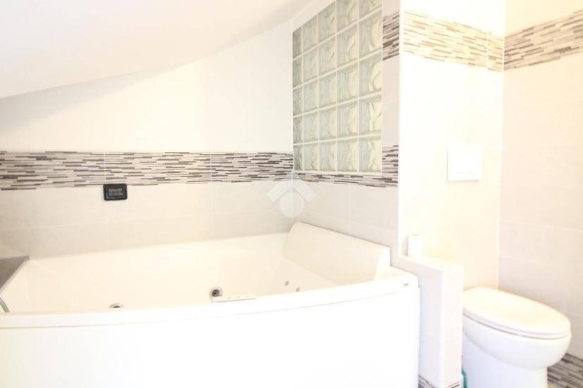 Trilocale via Padre Dino Beretta 13, Villasanta — foto 17 di 33