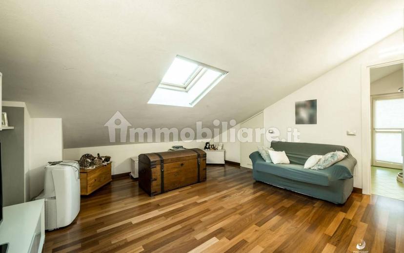 Appartamento ottimo stato, su più livelli, Centro, Fidenza — foto 12 di 17