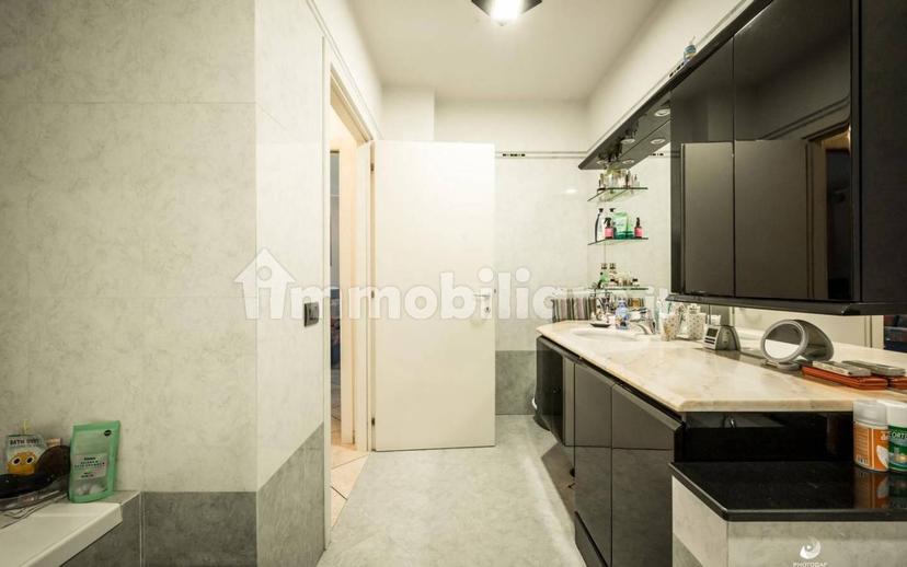 Appartamento ottimo stato, su più livelli, Centro, Fidenza — foto 8 di 17