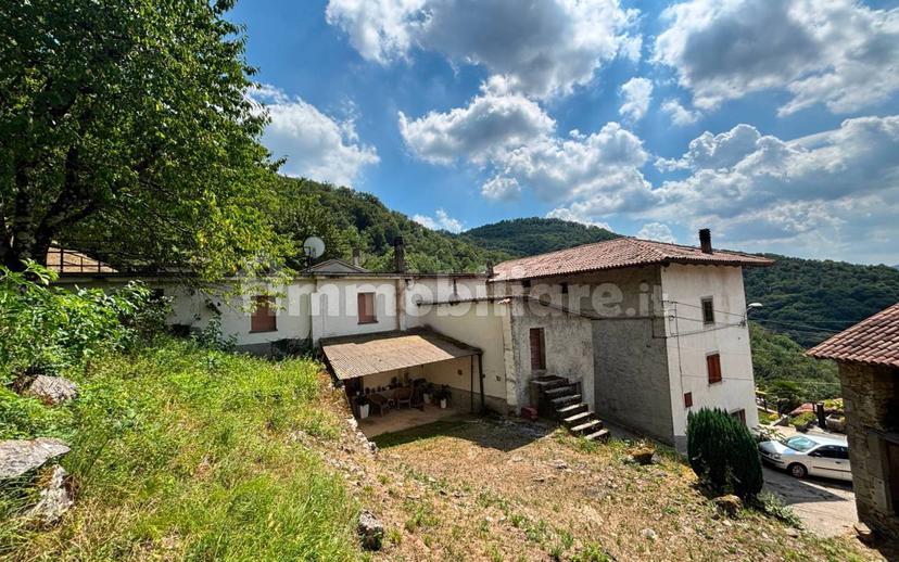 Terratetto unifamiliare frazione Brizza di Sopra, Savogna — foto 16 di 29