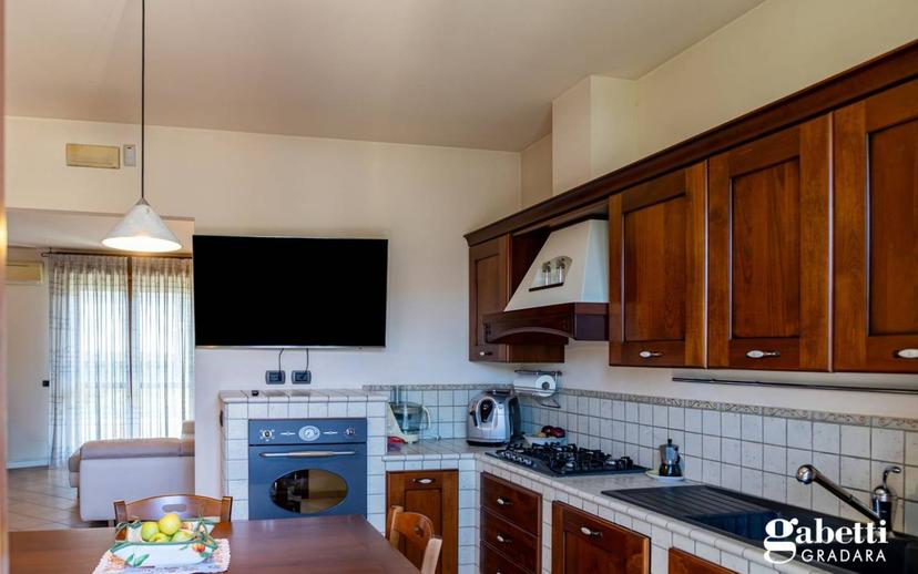 Appartamento via Raffaello Sanzio , 16, Fanano, Gradara — foto 14 di 27