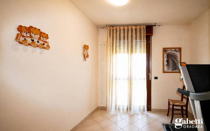 Appartamento via Raffaello Sanzio , 16, Fanano, Gradara — foto 2 di 27