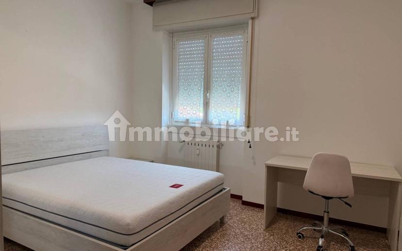 Stanza doppia via Umberto Giordano 7, Bergamo — foto 32 di 68