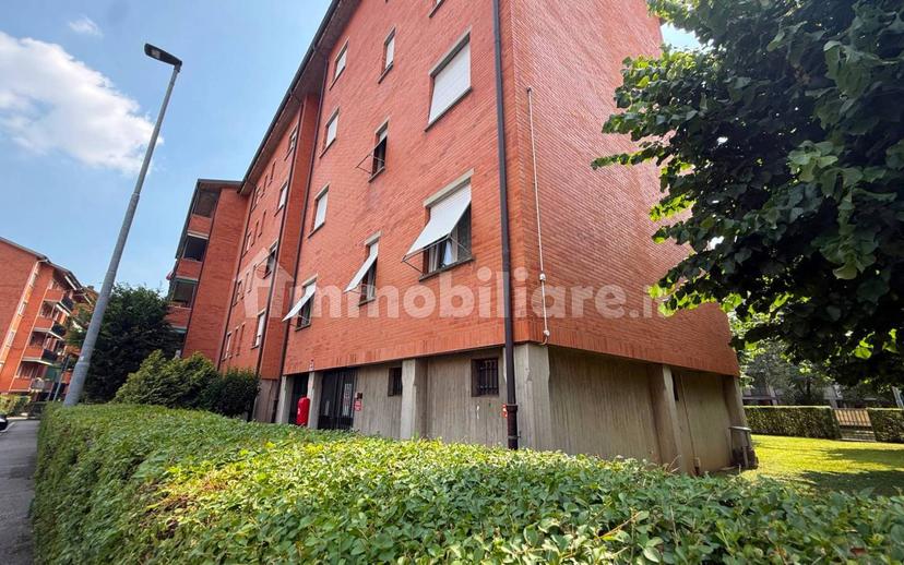 Stanza doppia via Umberto Giordano 7, Bergamo — foto 38 di 68