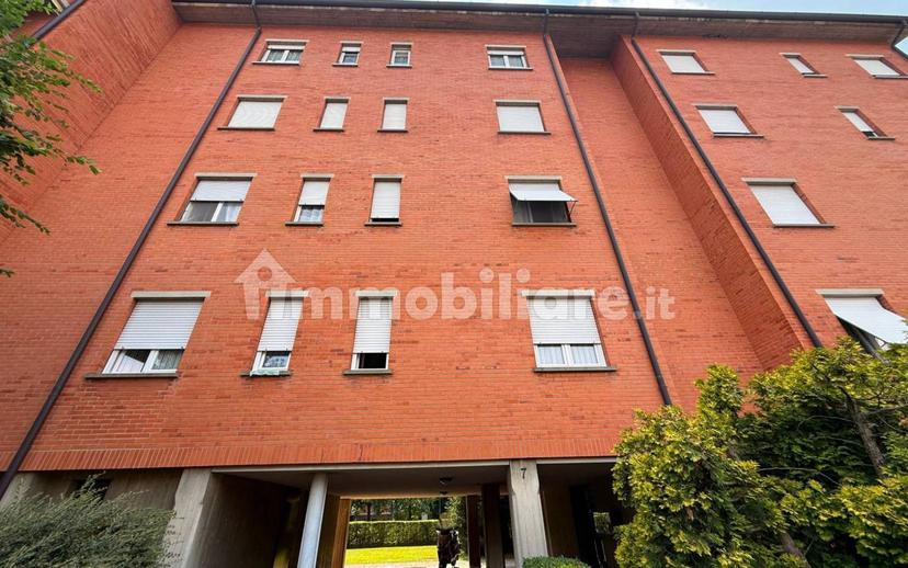 Stanza doppia via Umberto Giordano 7, Bergamo — foto 12 di 68