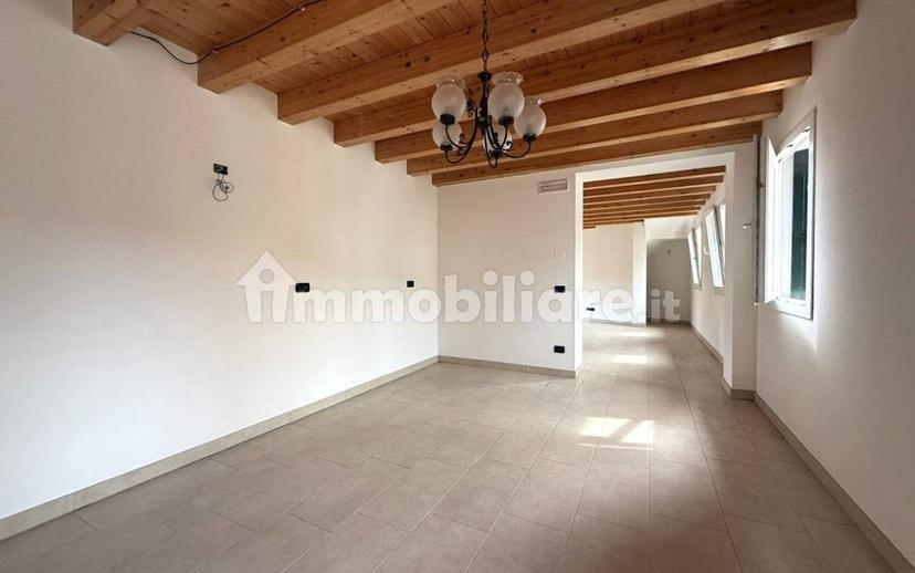 Bilocale via San Marco, Centro, Gambellara — foto 2 di 17