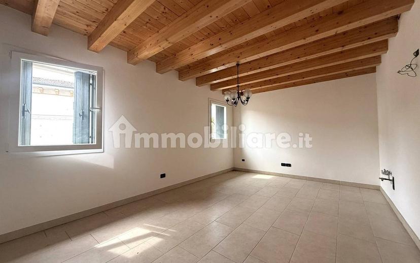Bilocale via San Marco, Centro, Gambellara — foto 15 di 17