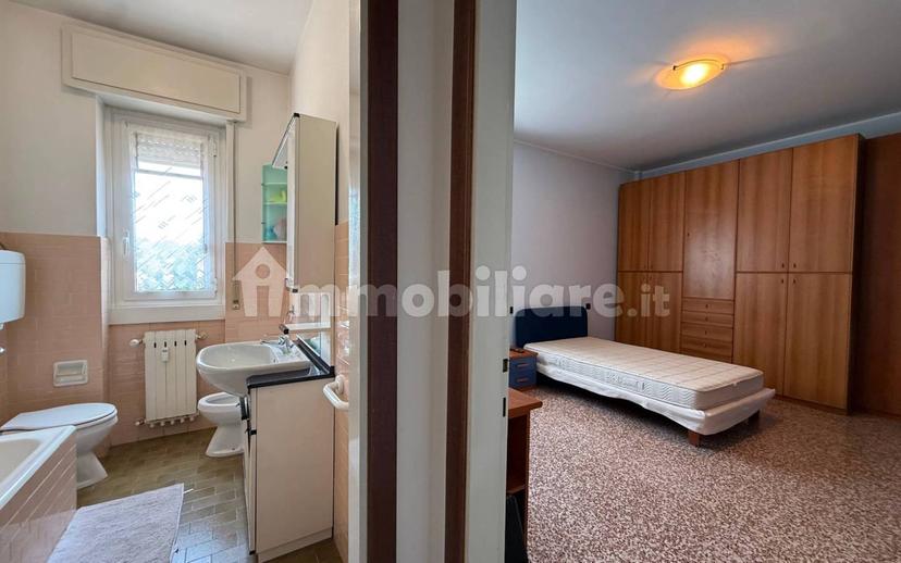 Stanza doppia via Umberto Giordano 7, Bergamo — foto 10 di 68
