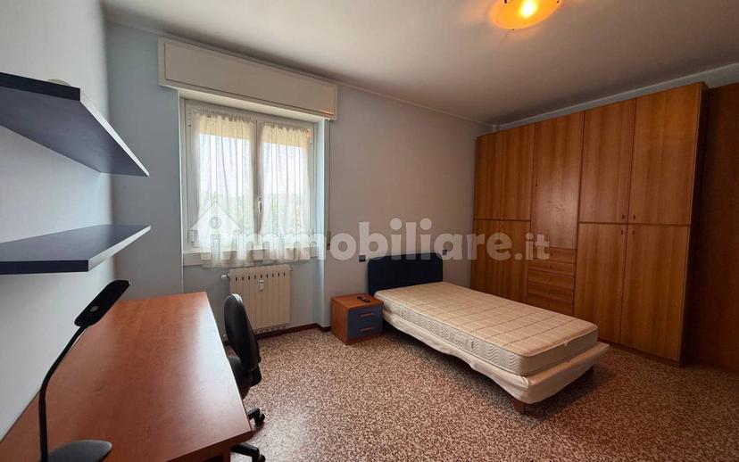 Stanza doppia via Umberto Giordano 7, Bergamo — foto 65 di 68